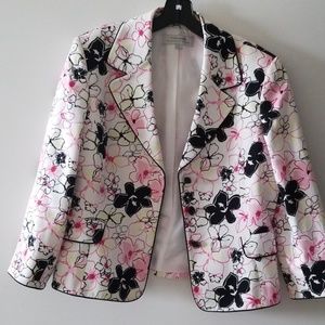 Tahari Blazer